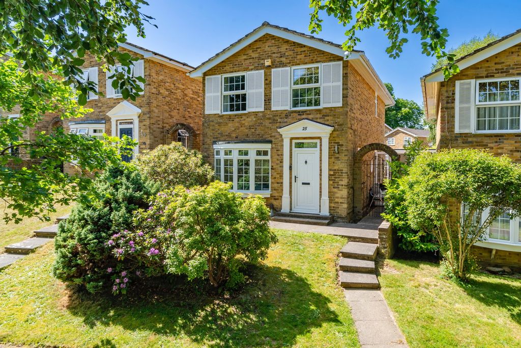 Property photo 1 of 27