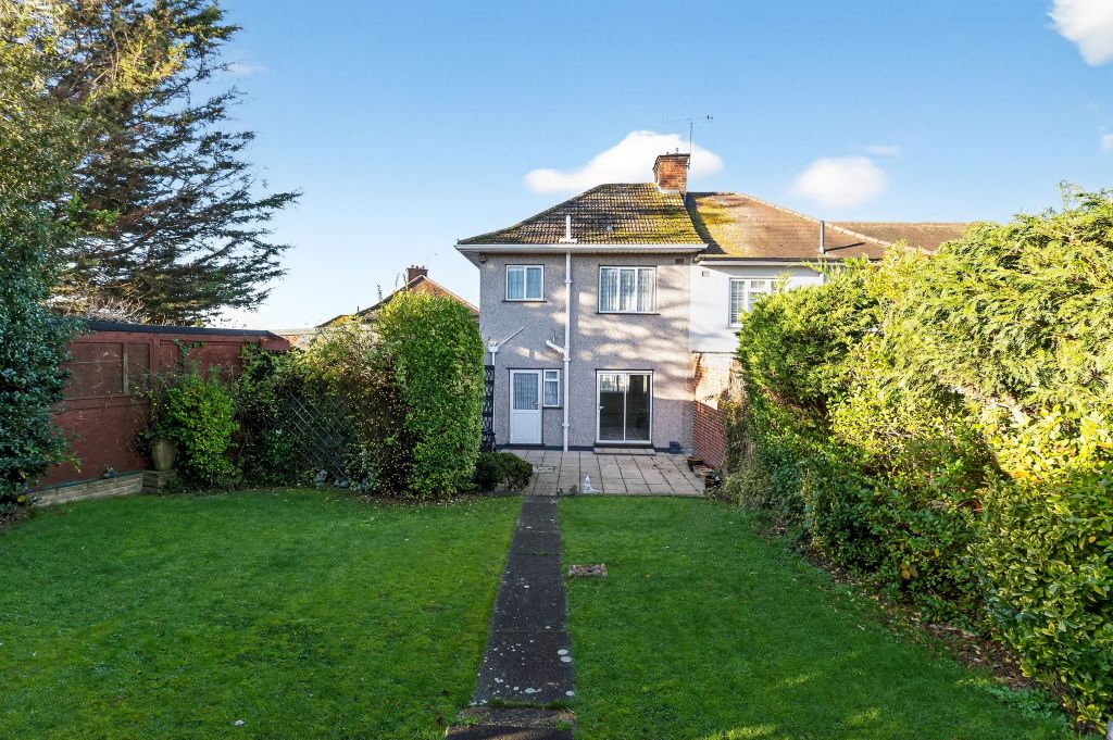 Property photo 2 of 19