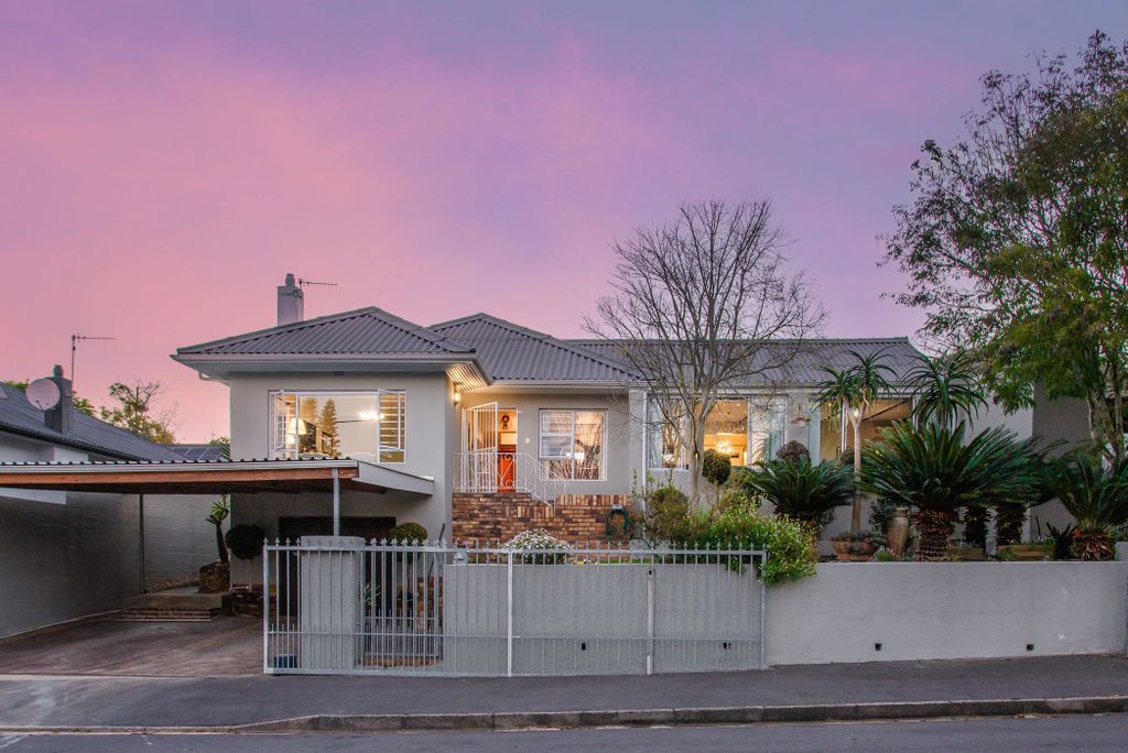 Property photo 1 of 45 Tk1715976