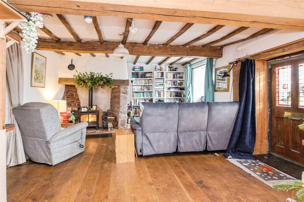 Property photo 3 of 16 Picture No. 10