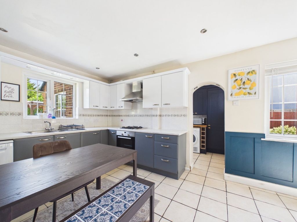 Property photo 3 of 13 Kitchen/Diner