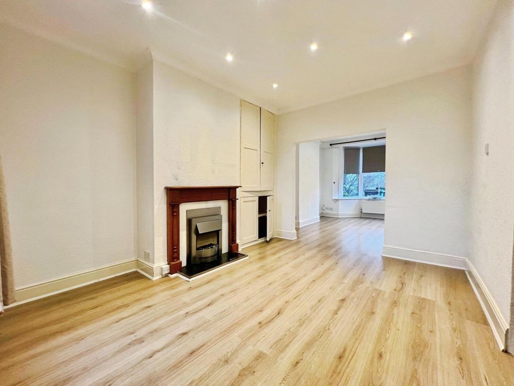 Property photo 3 of 12 Picture No. 21