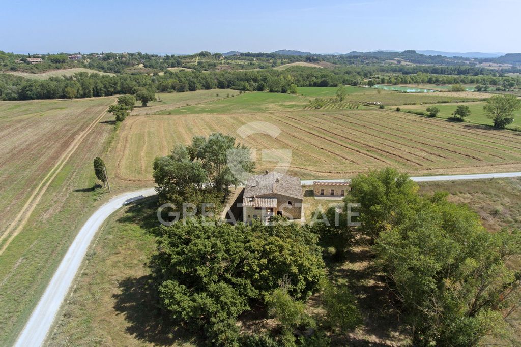 Property photo 1 of 35