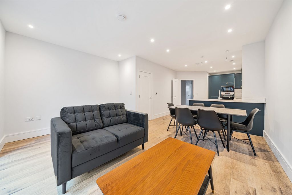 Property photo 3 of 15 Living/Dining Area