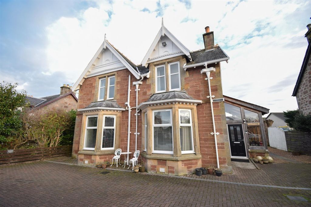 Property photo 1 of 29 Front.Jpg