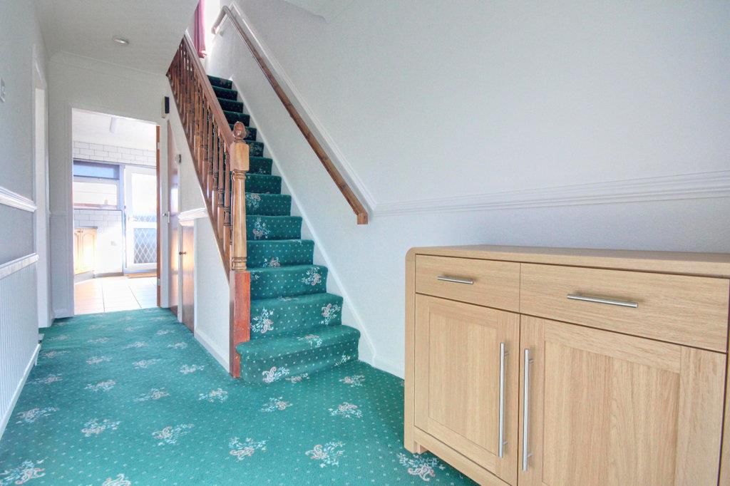 Property photo 3 of 14 Img_1820-Img_1822_Lzn.Jpg