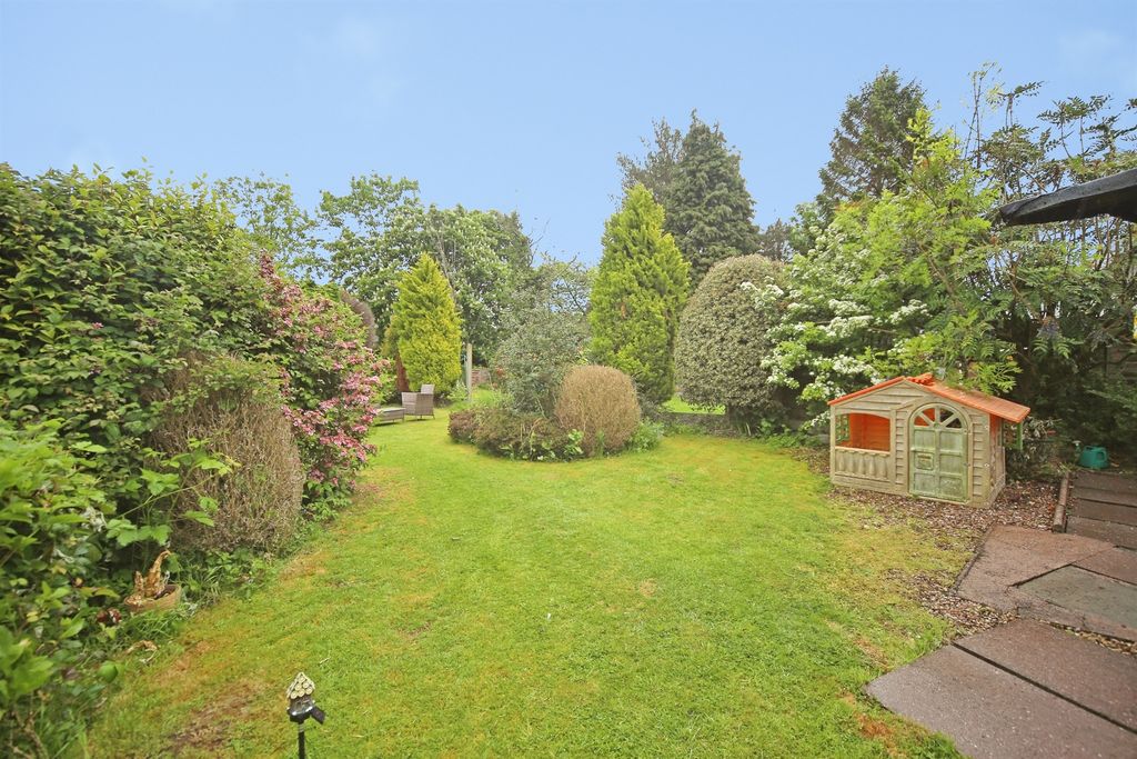 Property photo 2 of 19