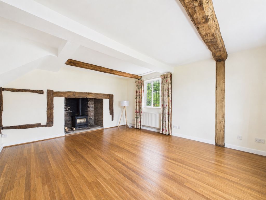 Property photo 2 of 27 Lower Farm Lunge With Clean Floor