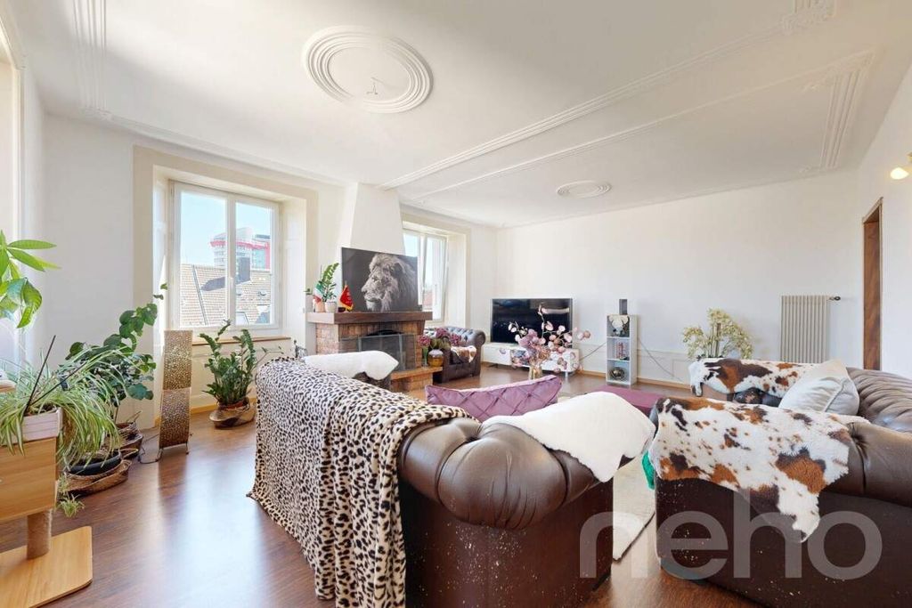 Property photo 3 of 13