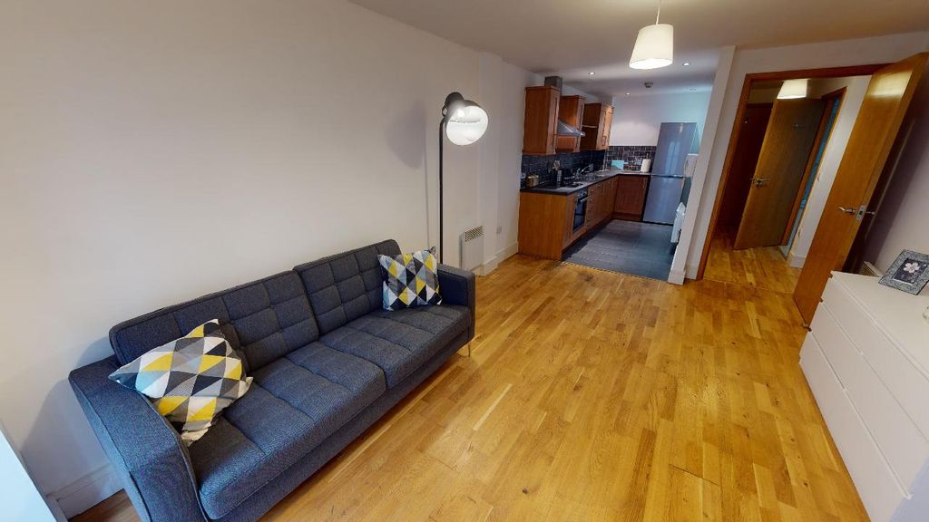 Property photo 2 of 6