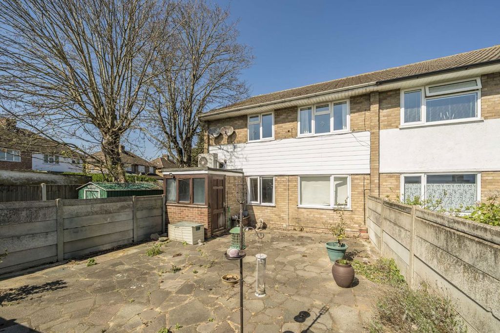 Property photo 1 of 6
