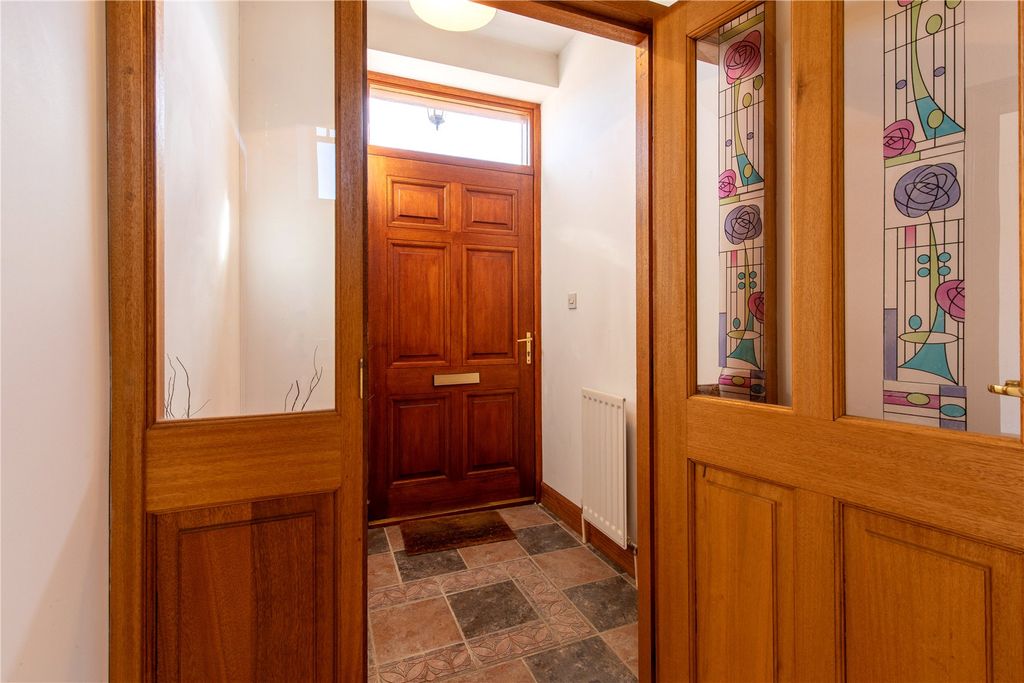 Property photo 2 of 54 Picture No. 07