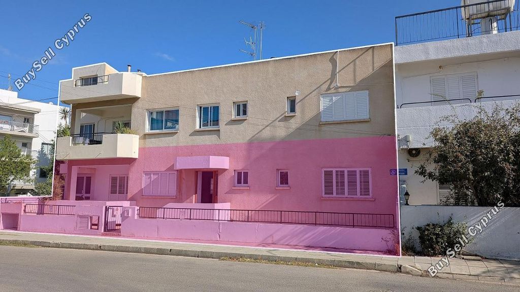 Property photo 1 of 22