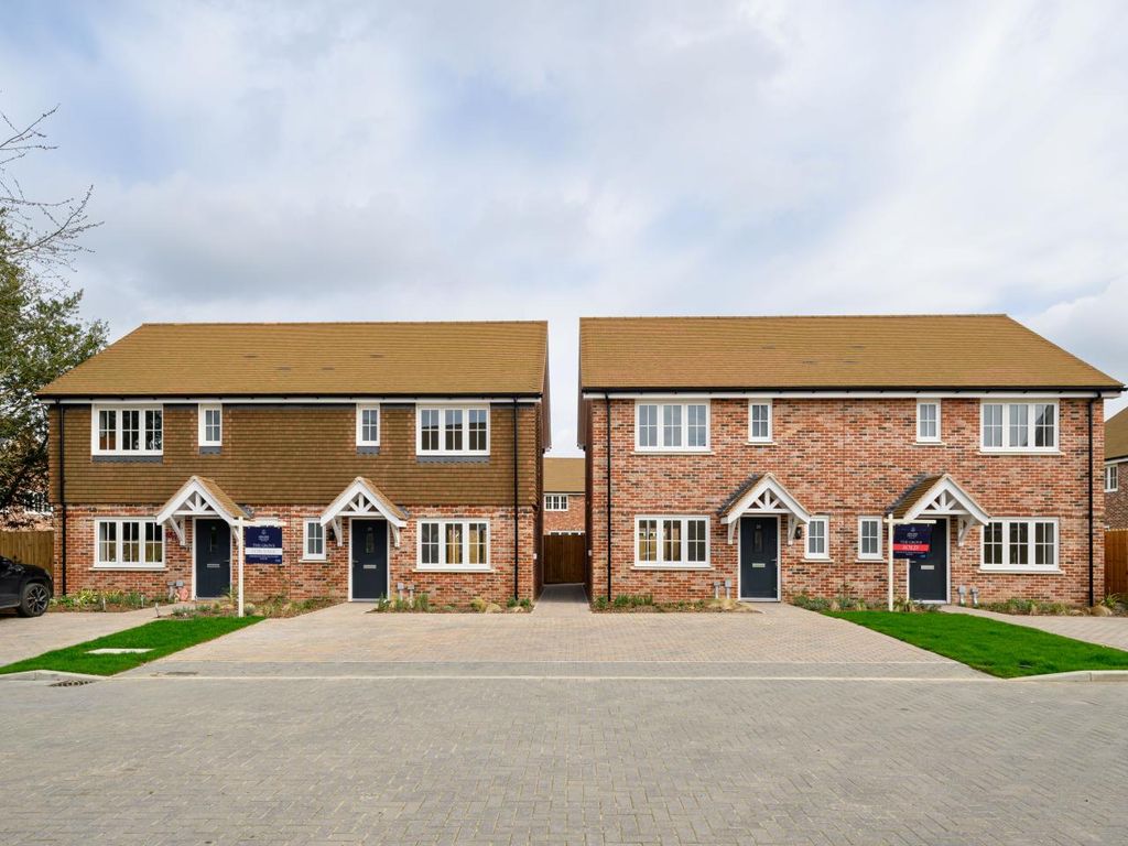 Property photo 1 of 17 The Grove, Number 148