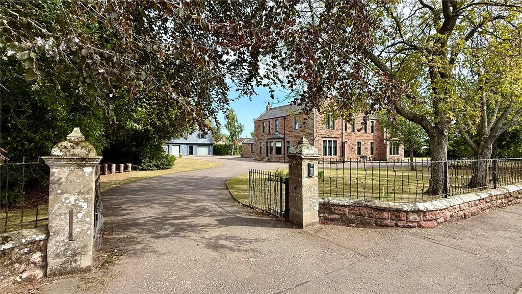 Property photo 3 of 29 Angus House Entrance