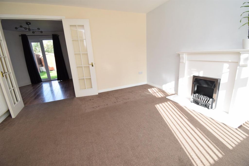 Property photo 3 of 21