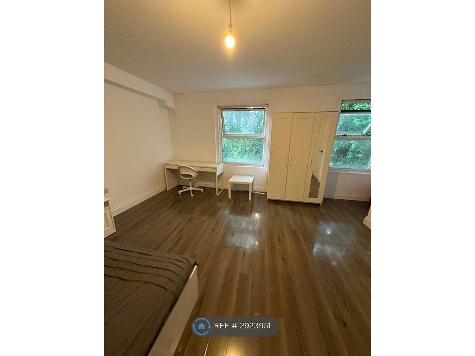 Property photo 3 of 30