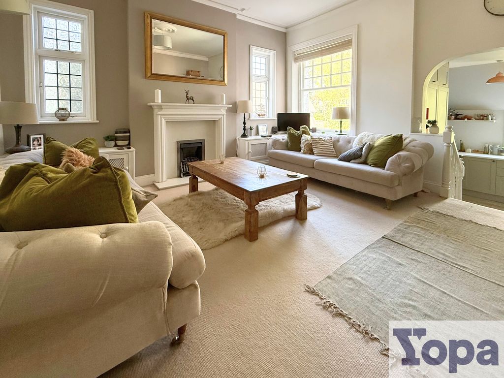 Property photo 1 of 19 Yopa 15