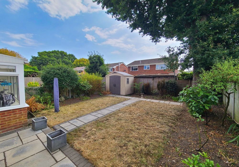 Property photo 2 of 28