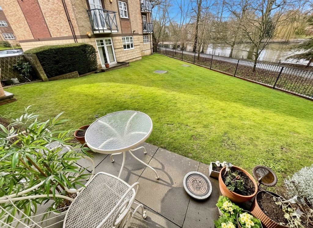 Property photo 2 of 11 4792512