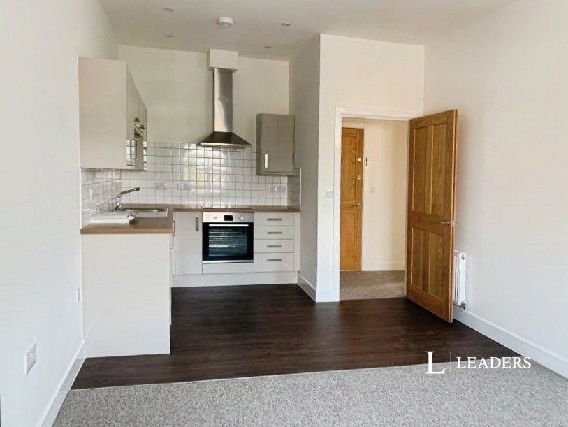 Property photo 3 of 11 Pbox-Img.Jpg