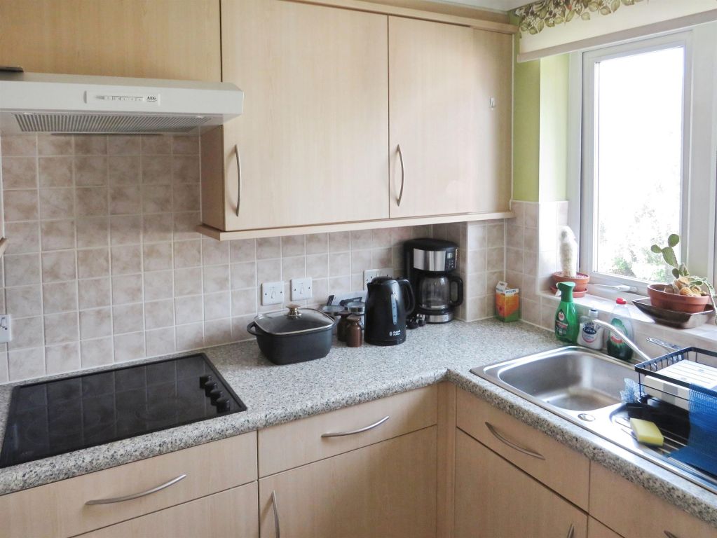 Property photo 3 of 8