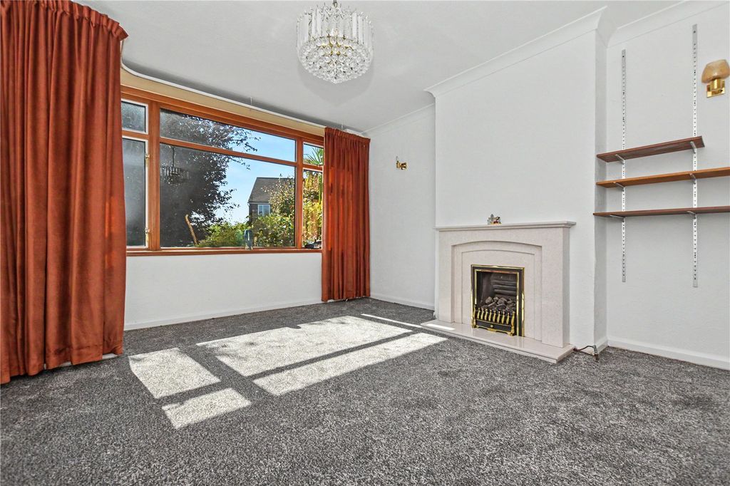 Property photo 2 of 21 Picture No. 24