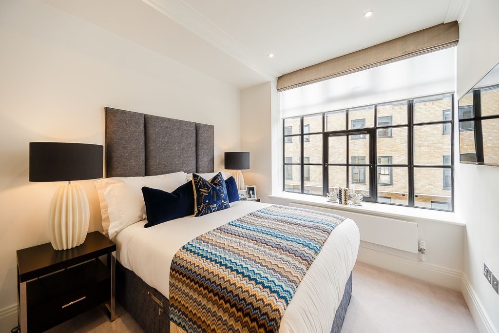 Property photo 2 of 20 8317244-Interior02