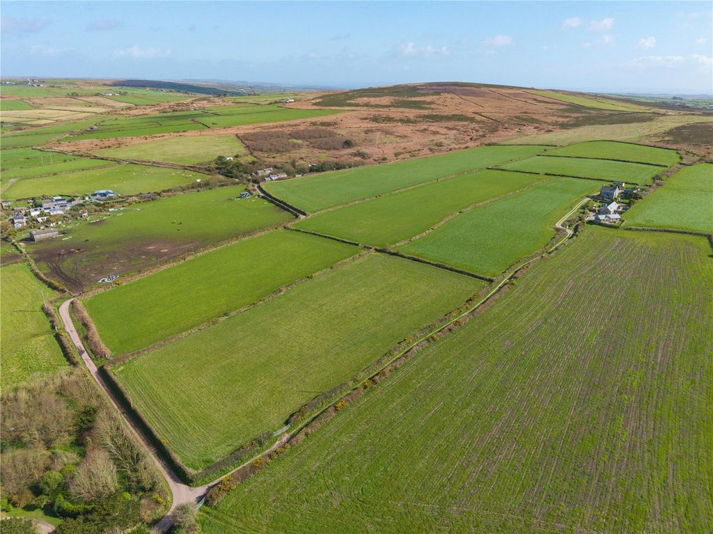 Property photo 3 of 6 Picture No. 04