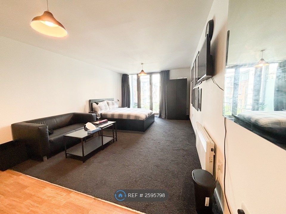 Property photo 2 of 11