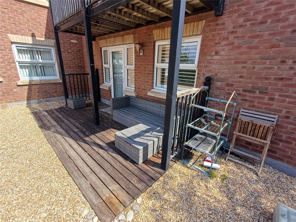 Property photo 2 of 17 Picture No. 19