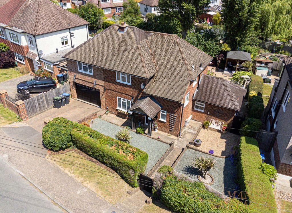 Property photo 1 of 22