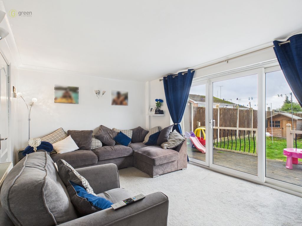 Property photo 3 of 32