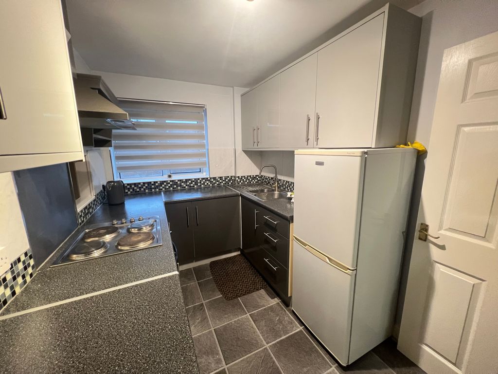 Property photo 2 of 9 Image