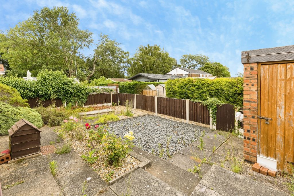 Property photo 2 of 16