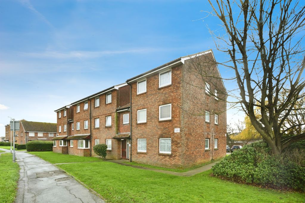 Additional image 15 of 2 bed flat for saleBalcombe Road, Peacehaven BN10