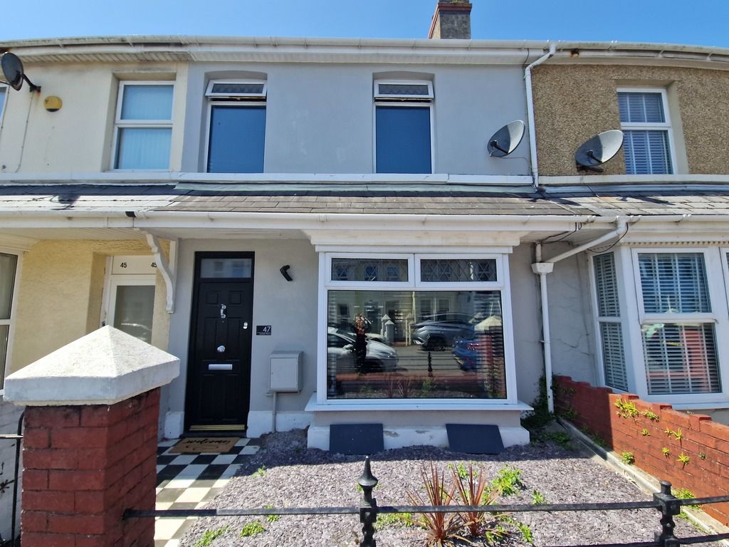 Property photo 1 of 21