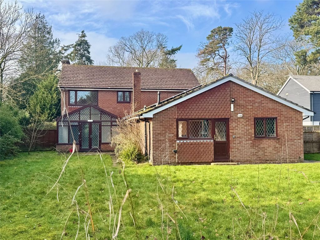 Property photo 1 of 22 Picture No. 01