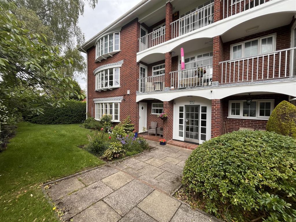 Property photo 1 of 15
