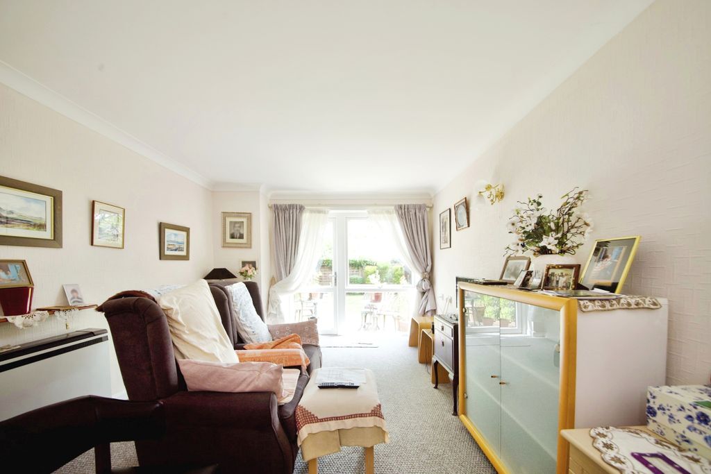 Property photo 2 of 12 Reception Room
