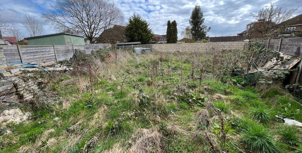 Property photo 3 of 3