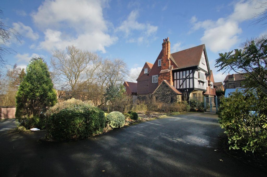 Property photo 1 of 13 0 General