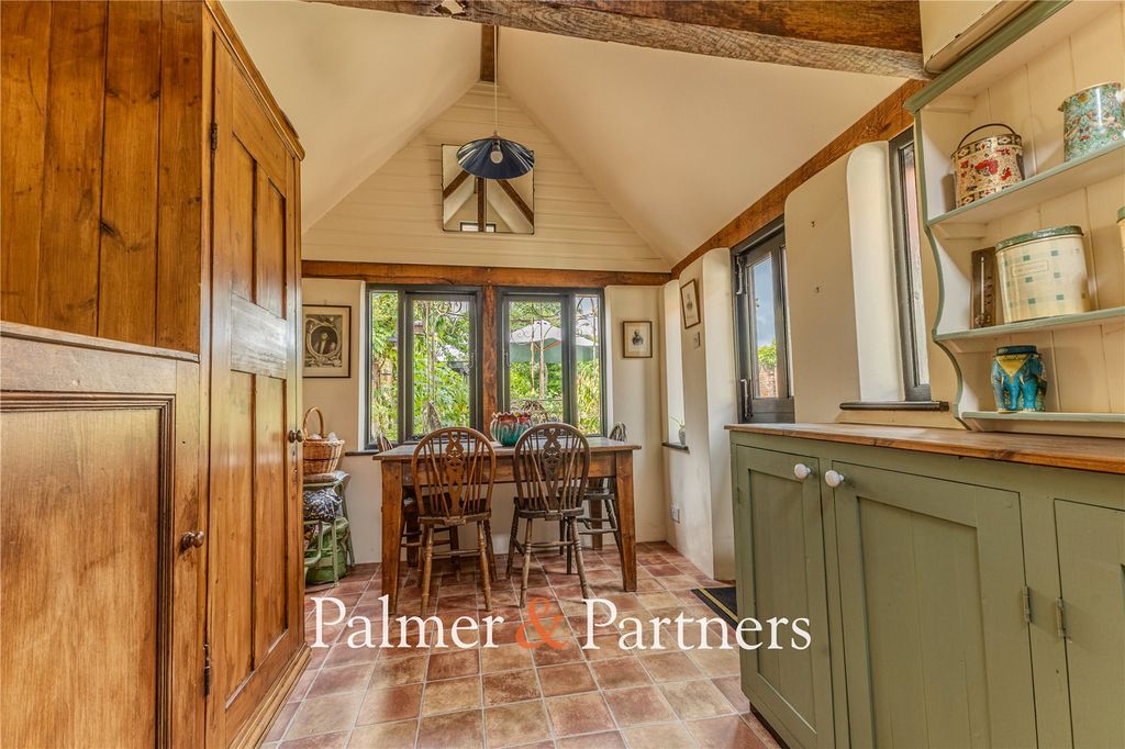 Property photo 1 of 29 Picture No. 27
