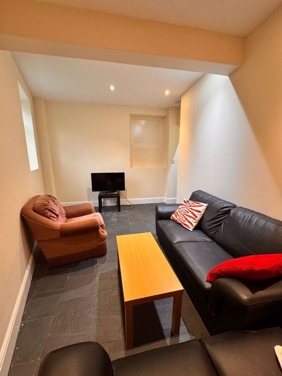 Property photo 2 of 17 Living Room