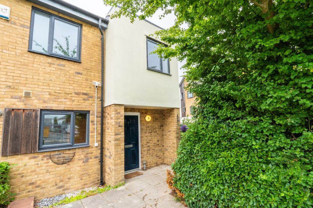 Property photo 1 of 20 4378290