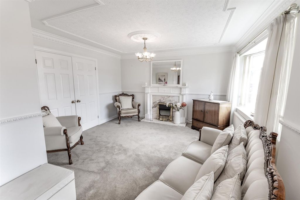 Property photo 2 of 19 Open Plan Living Area