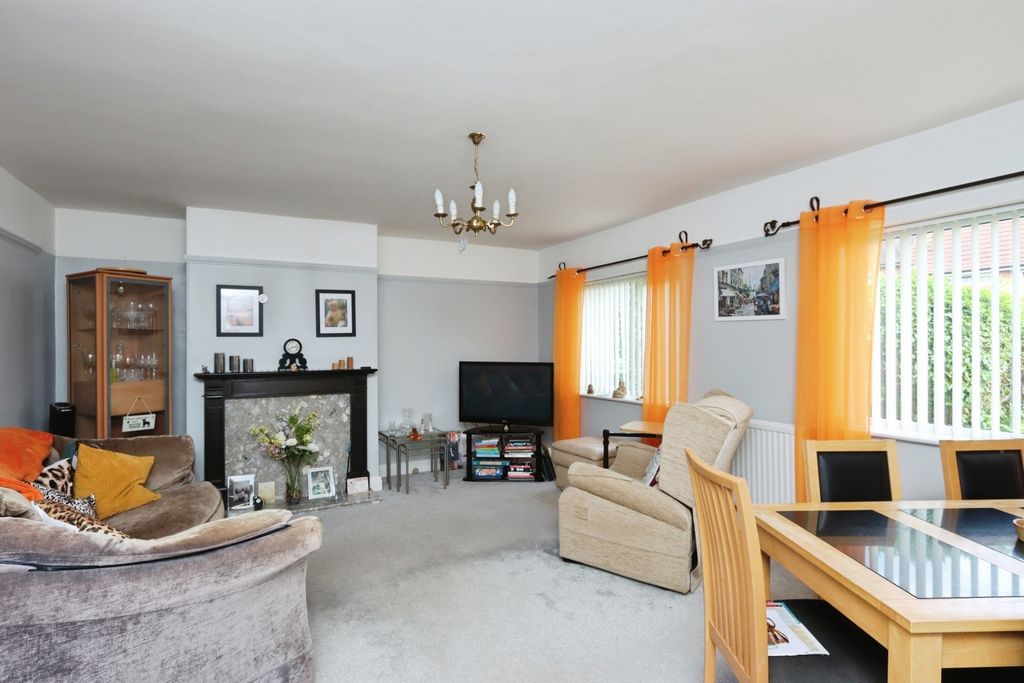 Property photo 3 of 15 Pbox-Img.Jpg