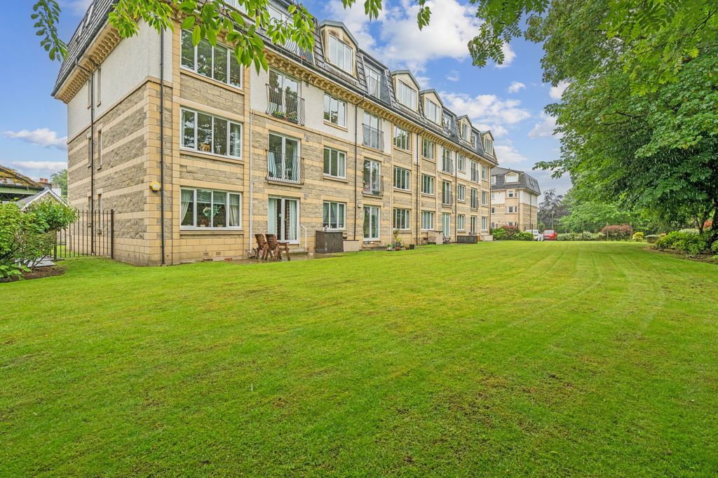 Additional image 12 of 2 bed flat for saleBeechwood Gardens, Stirling FK8