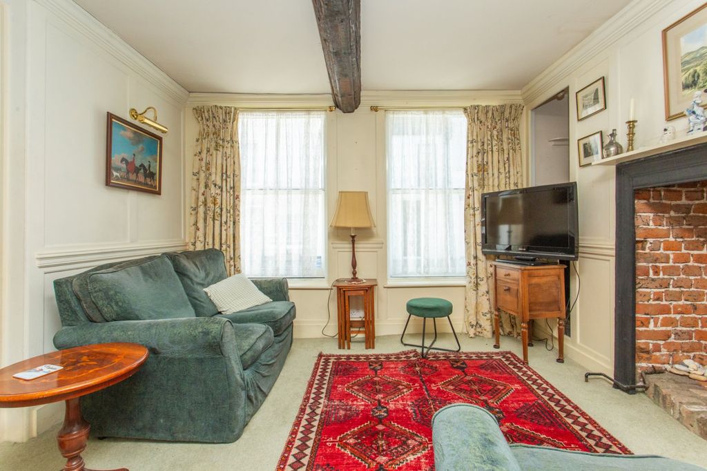 Property photo 3 of 35 Picture 3