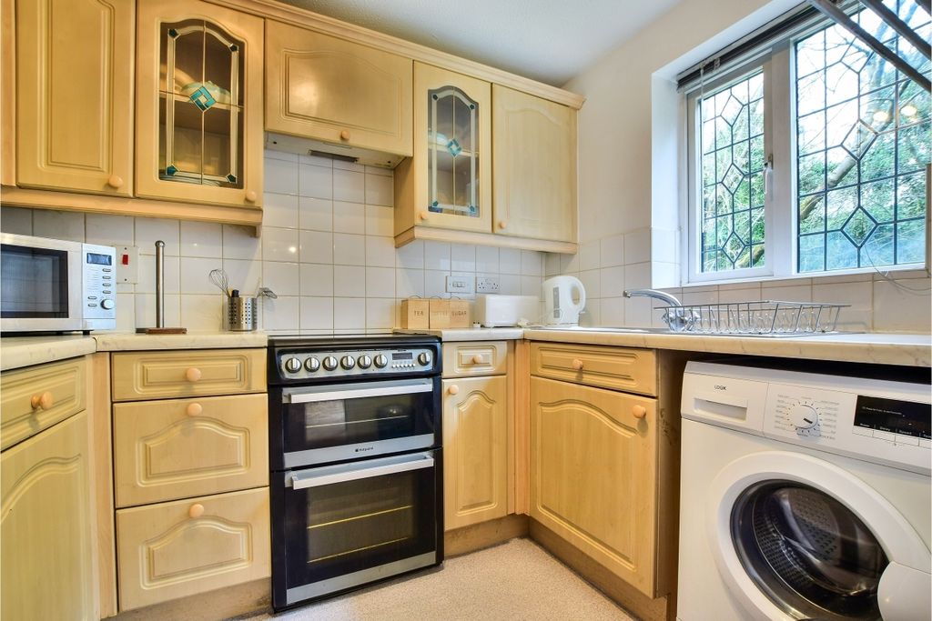 Property photo 2 of 8 Picture No. 06
